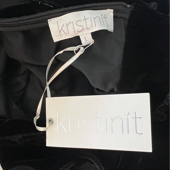 New KristinIt Black Velvet Sirsna Embroidered Heart Mini Dress Women’s Large - Picture 12 of 13